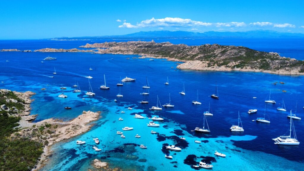 Bucht im Maddalena Archipel auf Sardinien