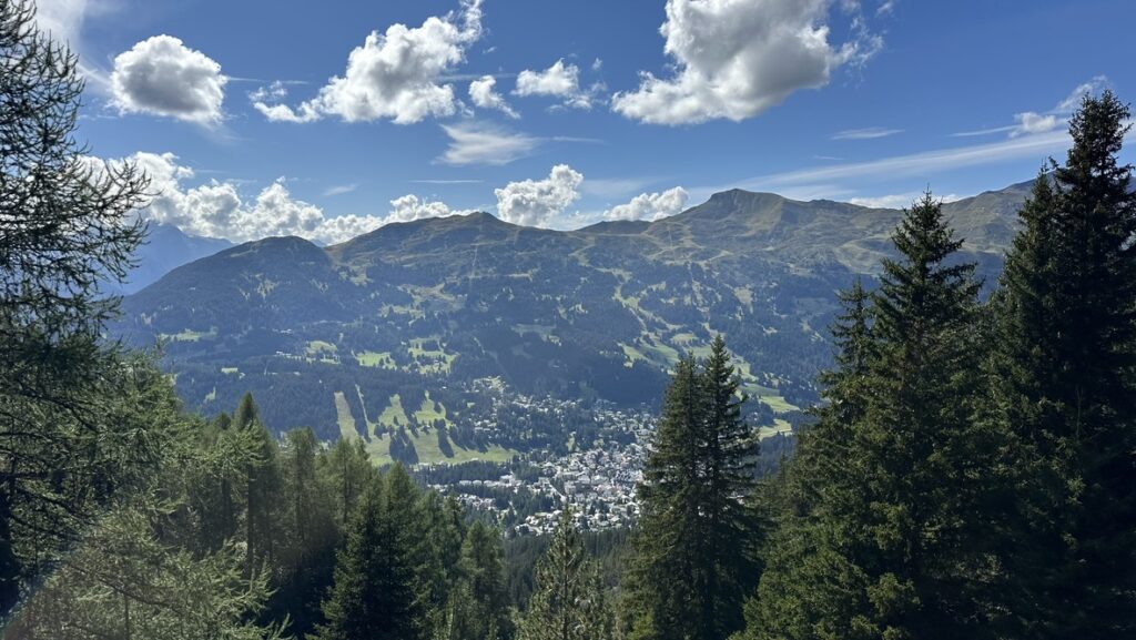 Blick von Sanaspans auf Lenzerheide
